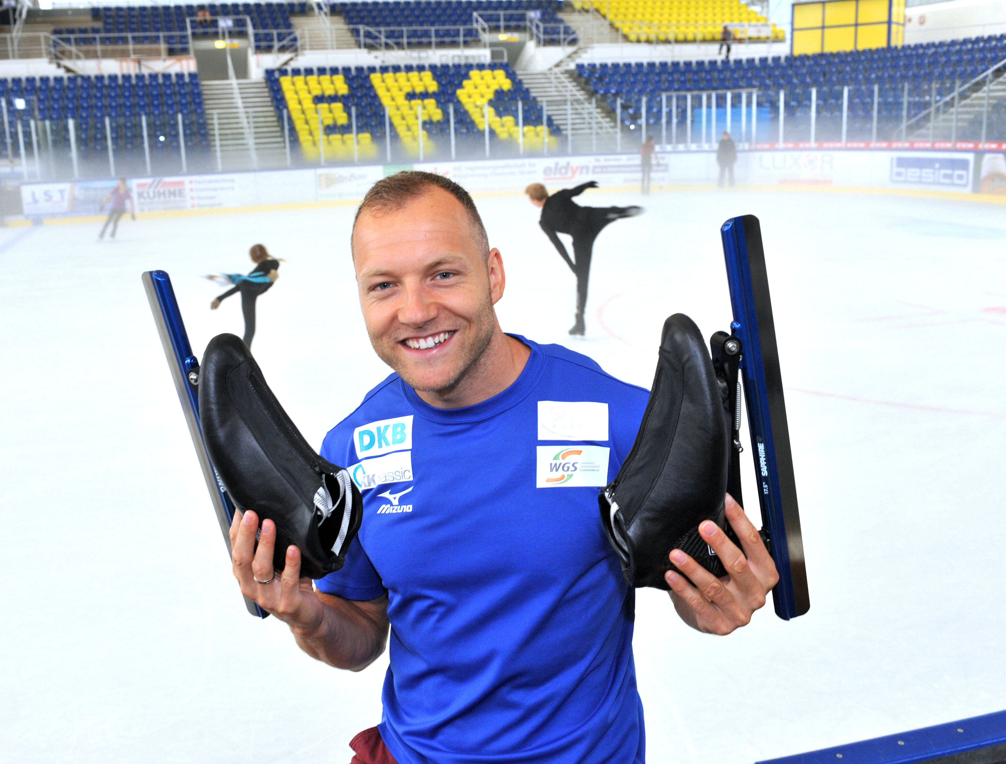 Vizeweltmeister Nico Ihle trainiert im Chemnitzer
Eissportkomplex am Küchwald